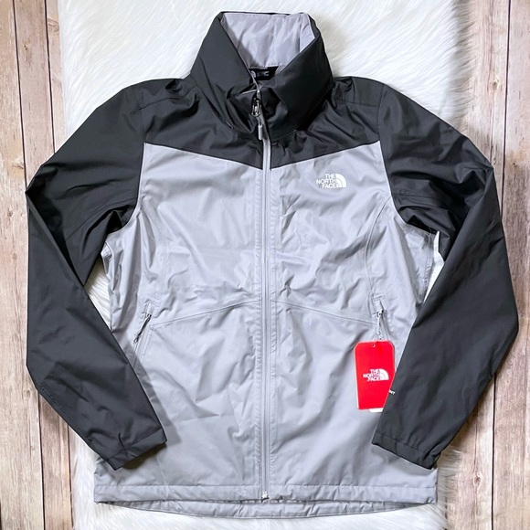 The North Face Women’s Resolve Plus Rain Jacket - Picture 2 of 8